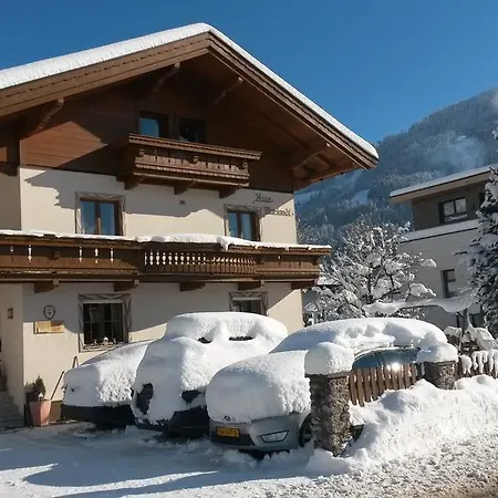 Apartment Haus Mariandl *