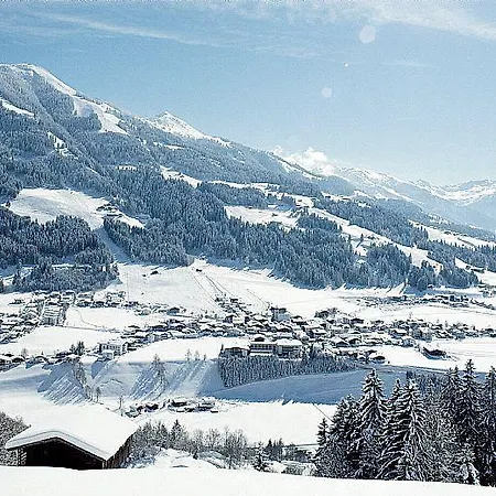 アパート Haus Mariandl ヴェステンドルフ